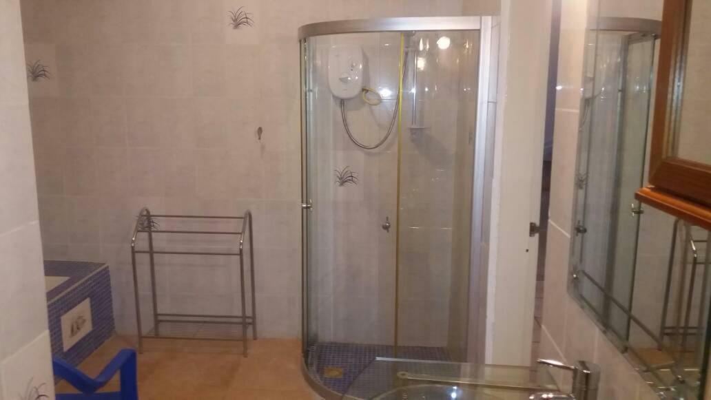 הוילה קולולי Vokundahouse מראה חיצוני תמונה